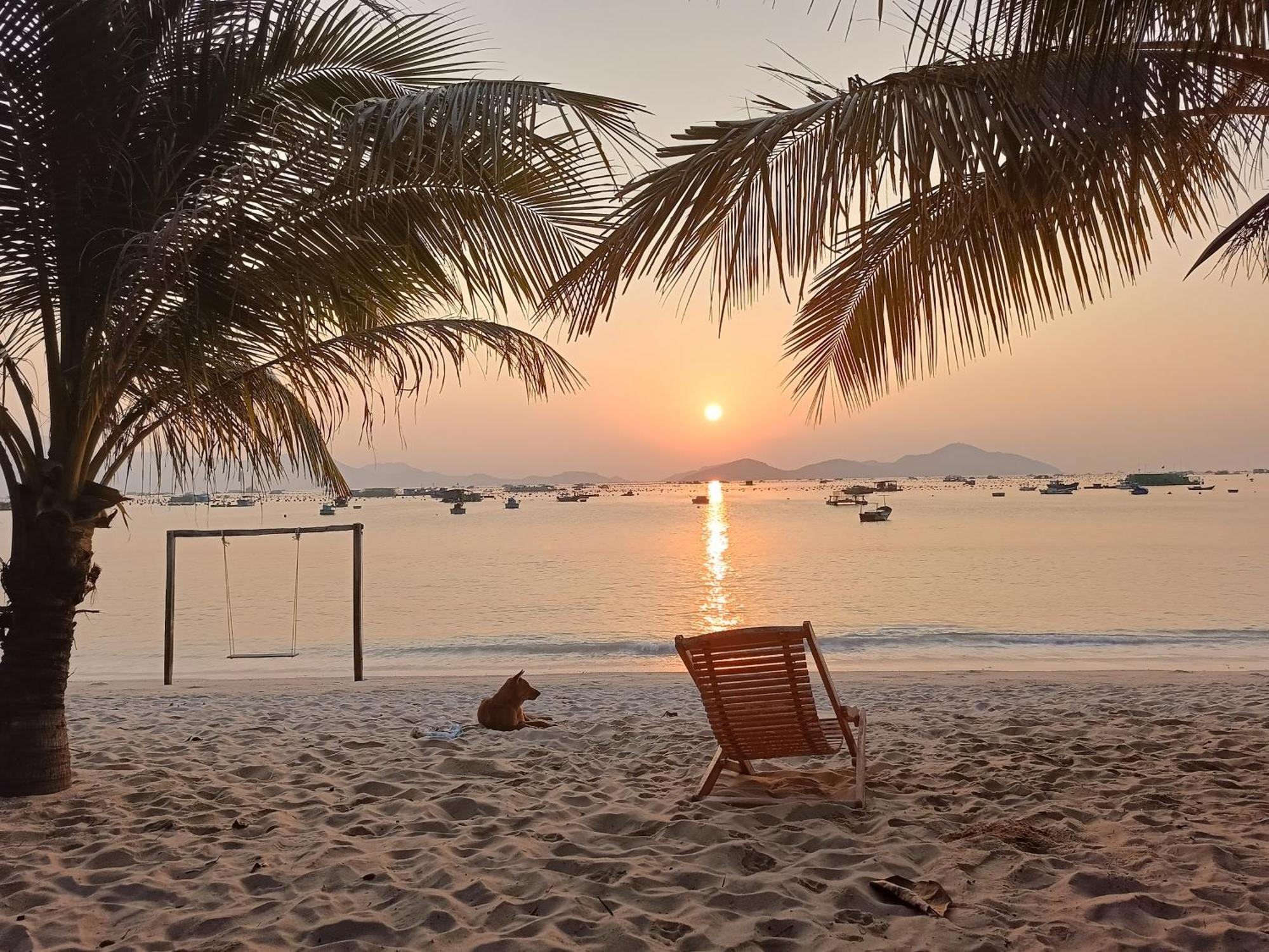 The Sunrise Anh Tu Hotel คัมรานห์ ภายนอก รูปภาพ